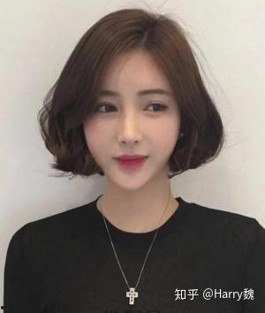 鹅蛋脸适合的发型图片